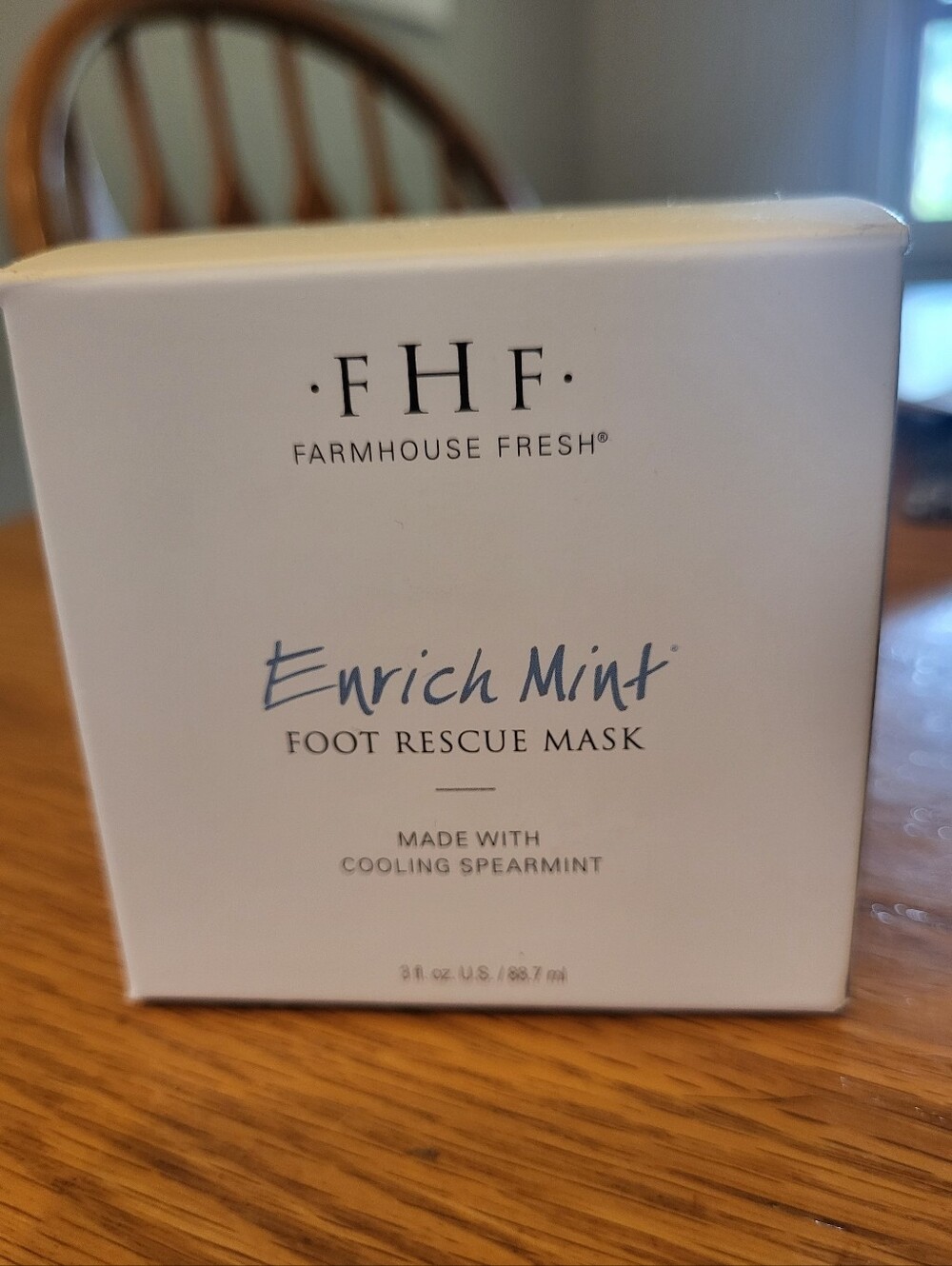 Farmhouse Fresh Enrich Mint Foot Rescue Mask